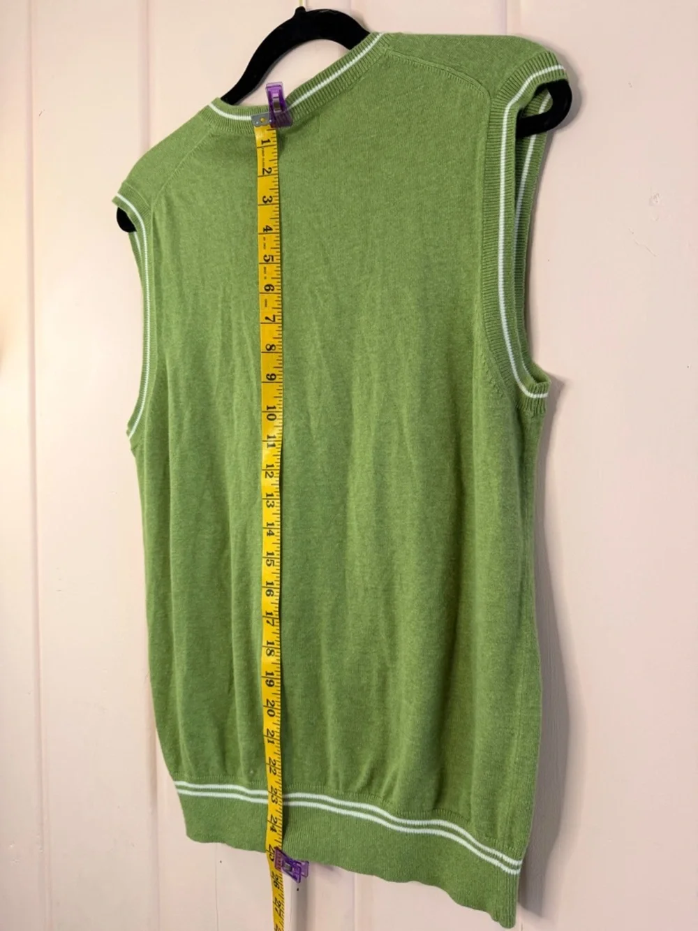 Banana Republic classic neck